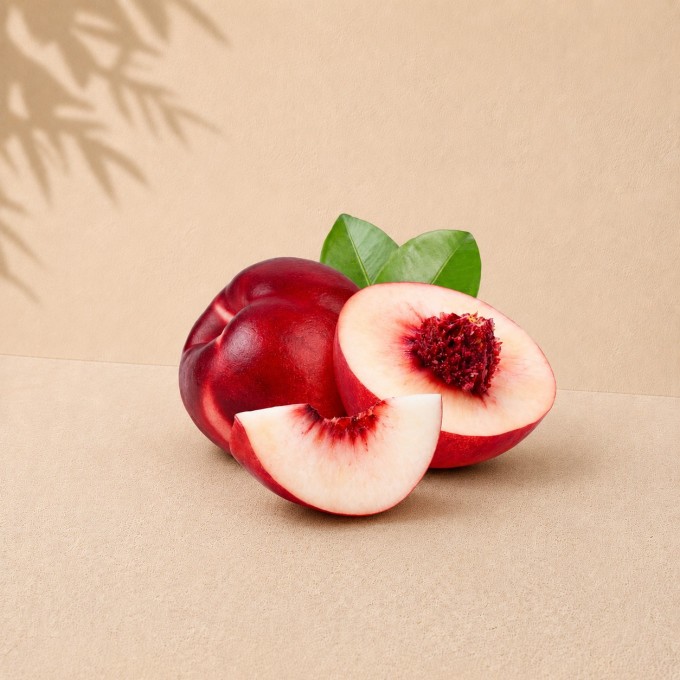 Nectarine blanche